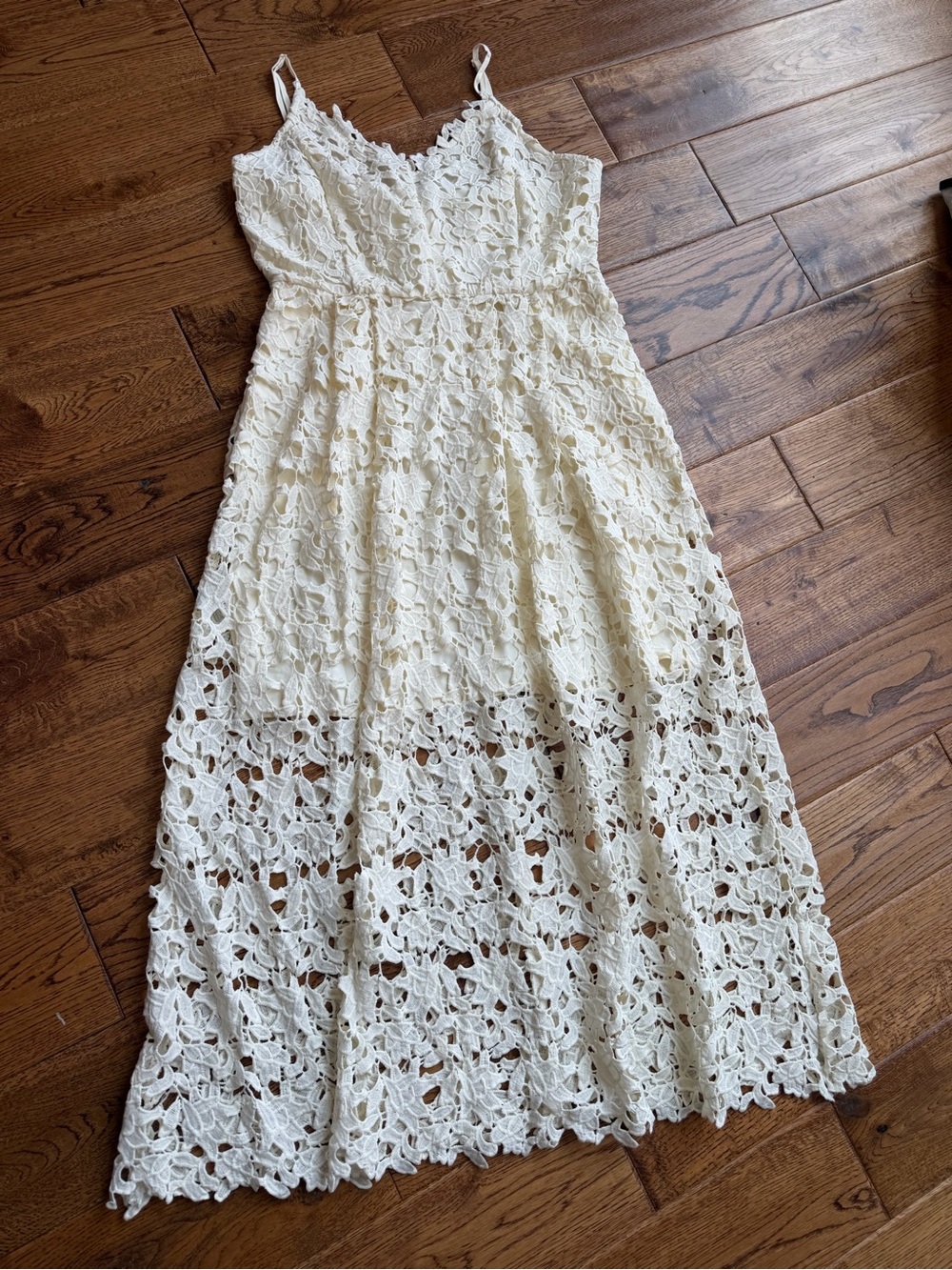 Endless Rose M lace cami midi dress perfect condition cream snow pet free home - Picture 2 of 4